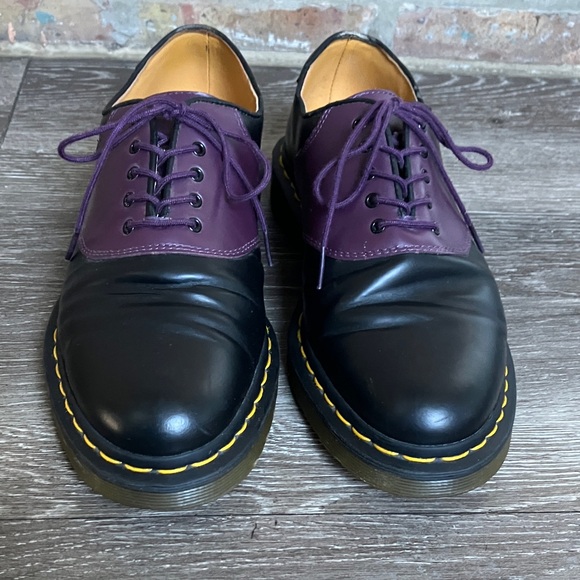 Dr. Martens Rafi saddle shoes. - Picture 4 of 17